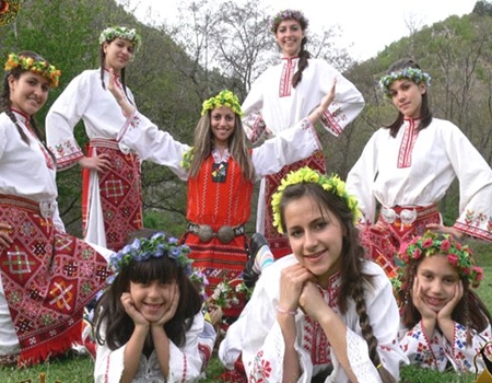 lazarovden Q otvarqi porti Cveti Pletivo